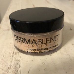 Derma blend professional loose setting powder
